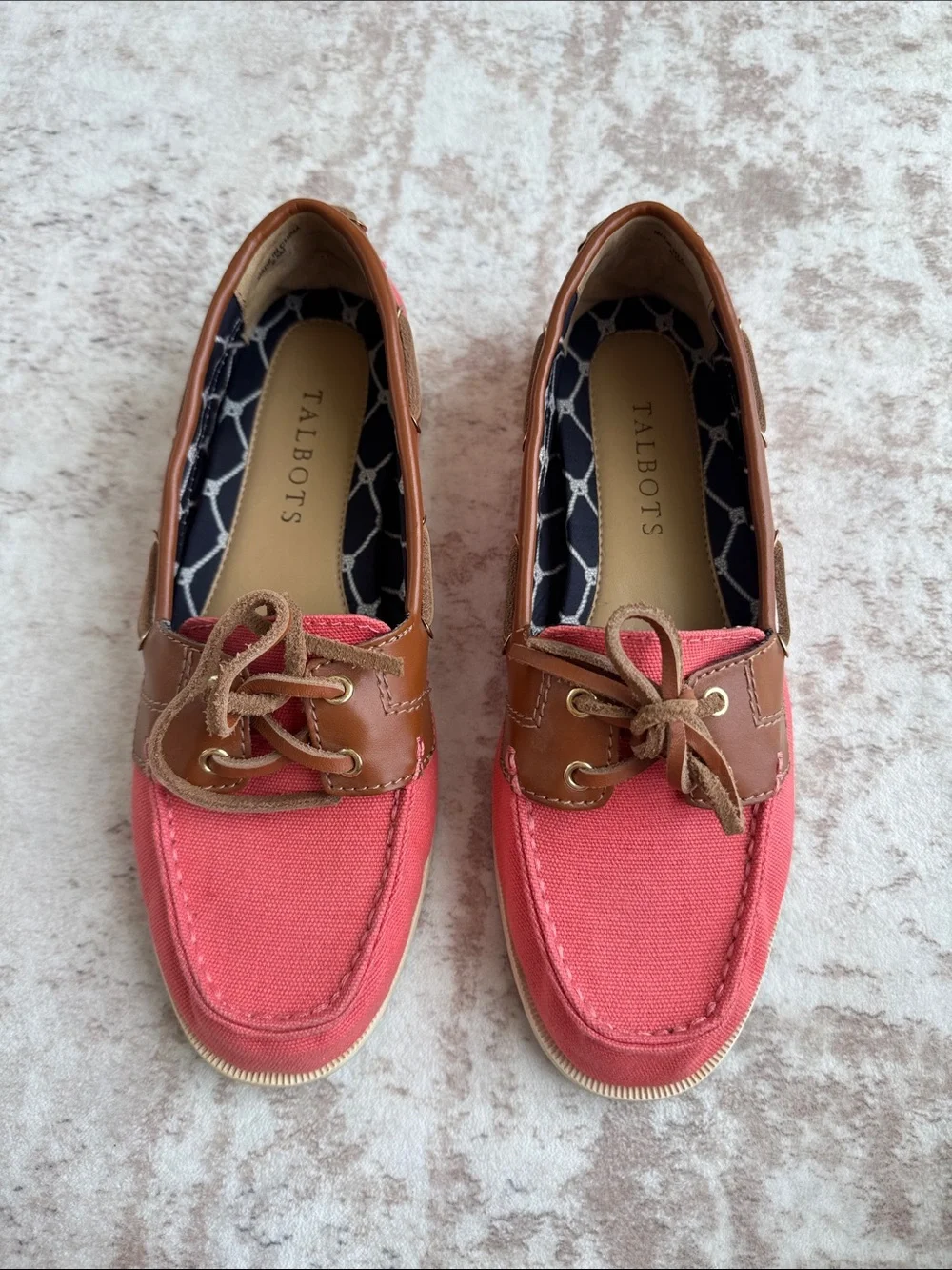Talbot’s Slip-On Round Toe Drawstring Boat Shoes leather and coral